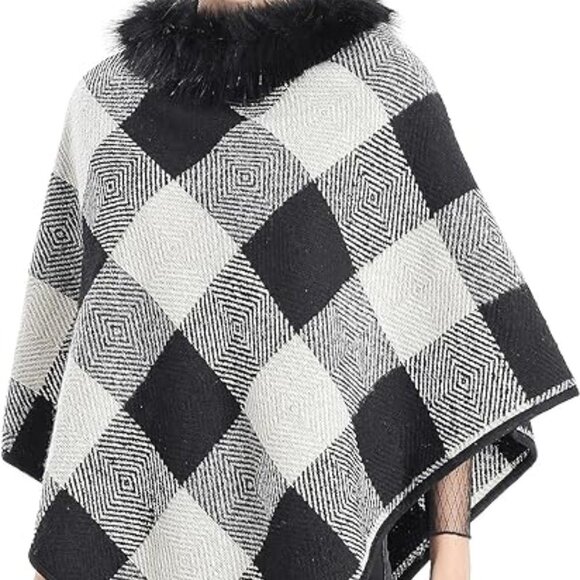 BELLE DAME black ivory large check Poncho cape Faux fur trim free size Chic - Picture 7 of 7